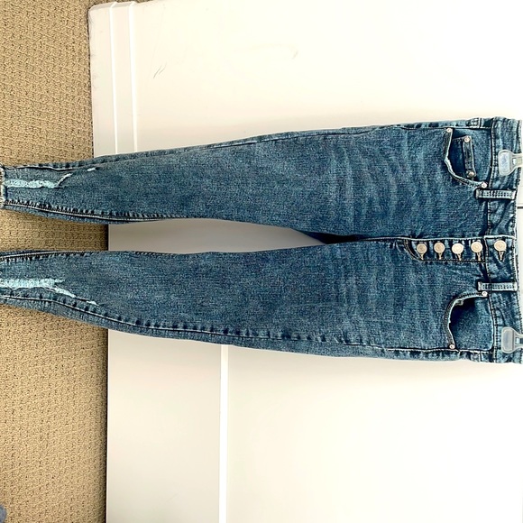 Skinny jeans ripped detail - Picture 1 of 1